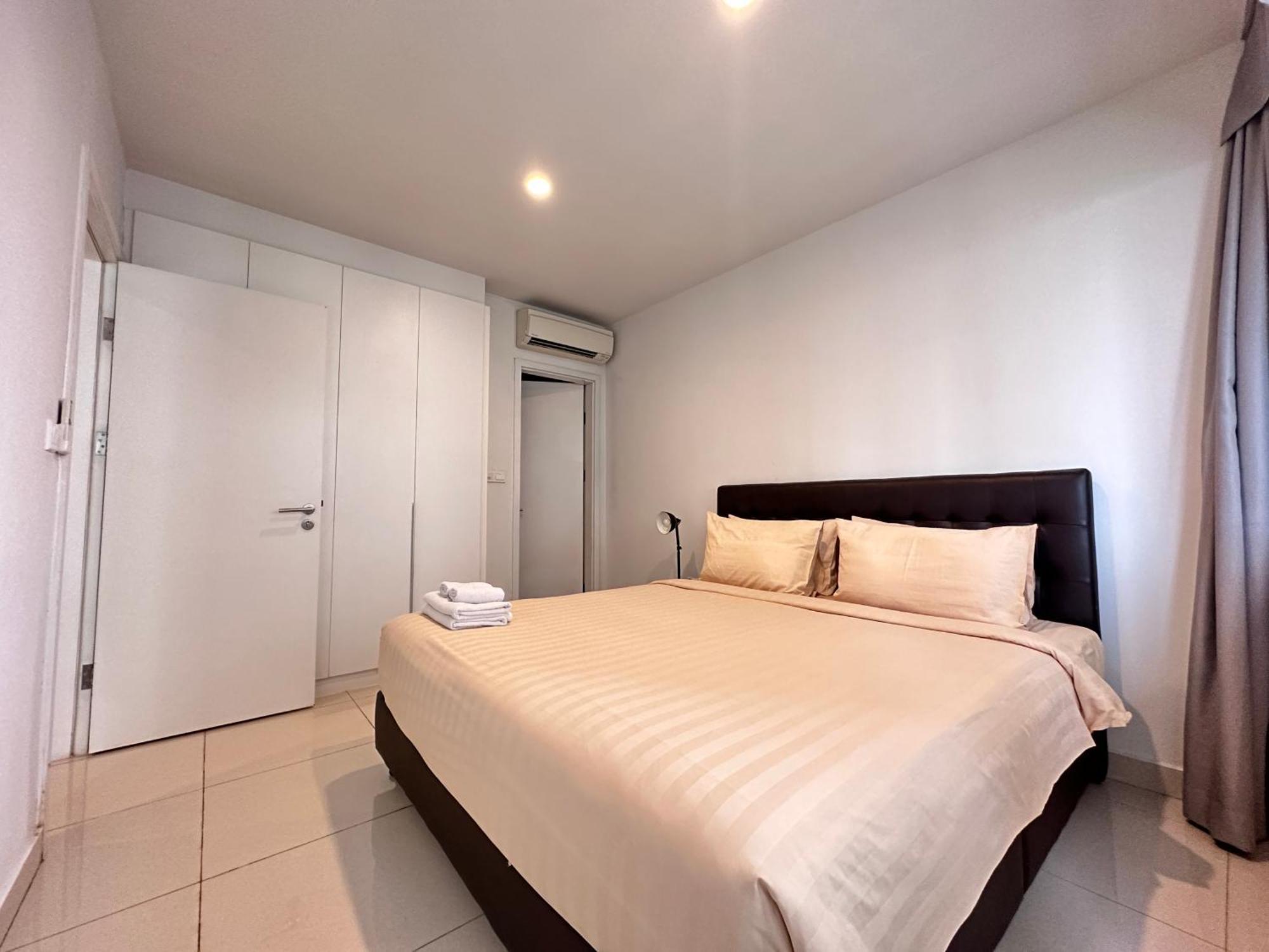 Hotel The Bridge Club Phnom Penh Zewnętrze zdjęcie
