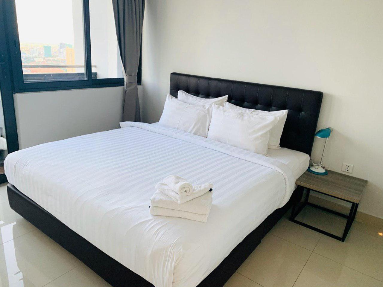 Hotel The Bridge Club Phnom Penh Zewnętrze zdjęcie