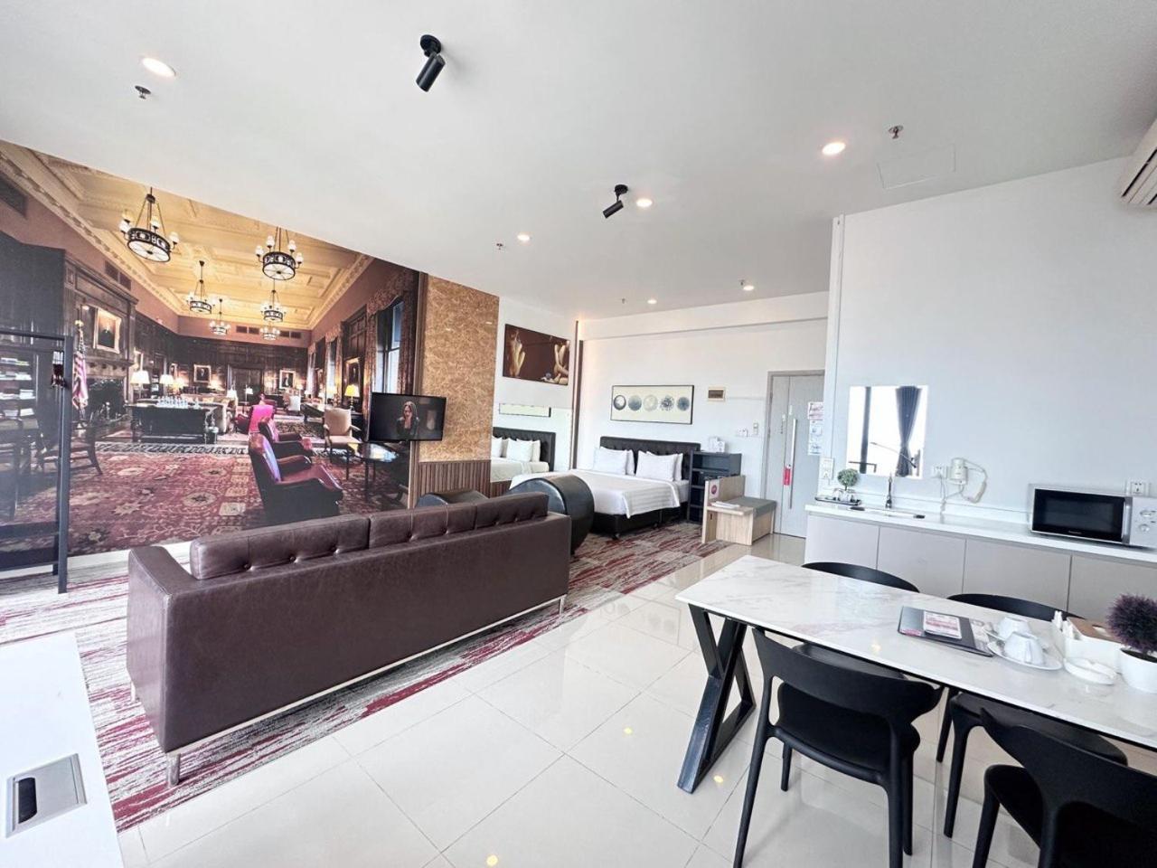 Hotel The Bridge Club Phnom Penh Zewnętrze zdjęcie